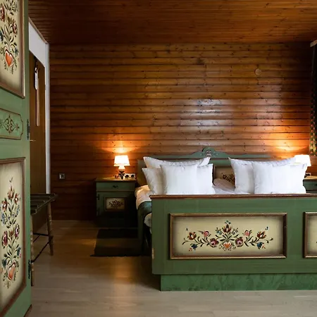 Hotel Zum See, Titisee Zewnętrze zdjęcie