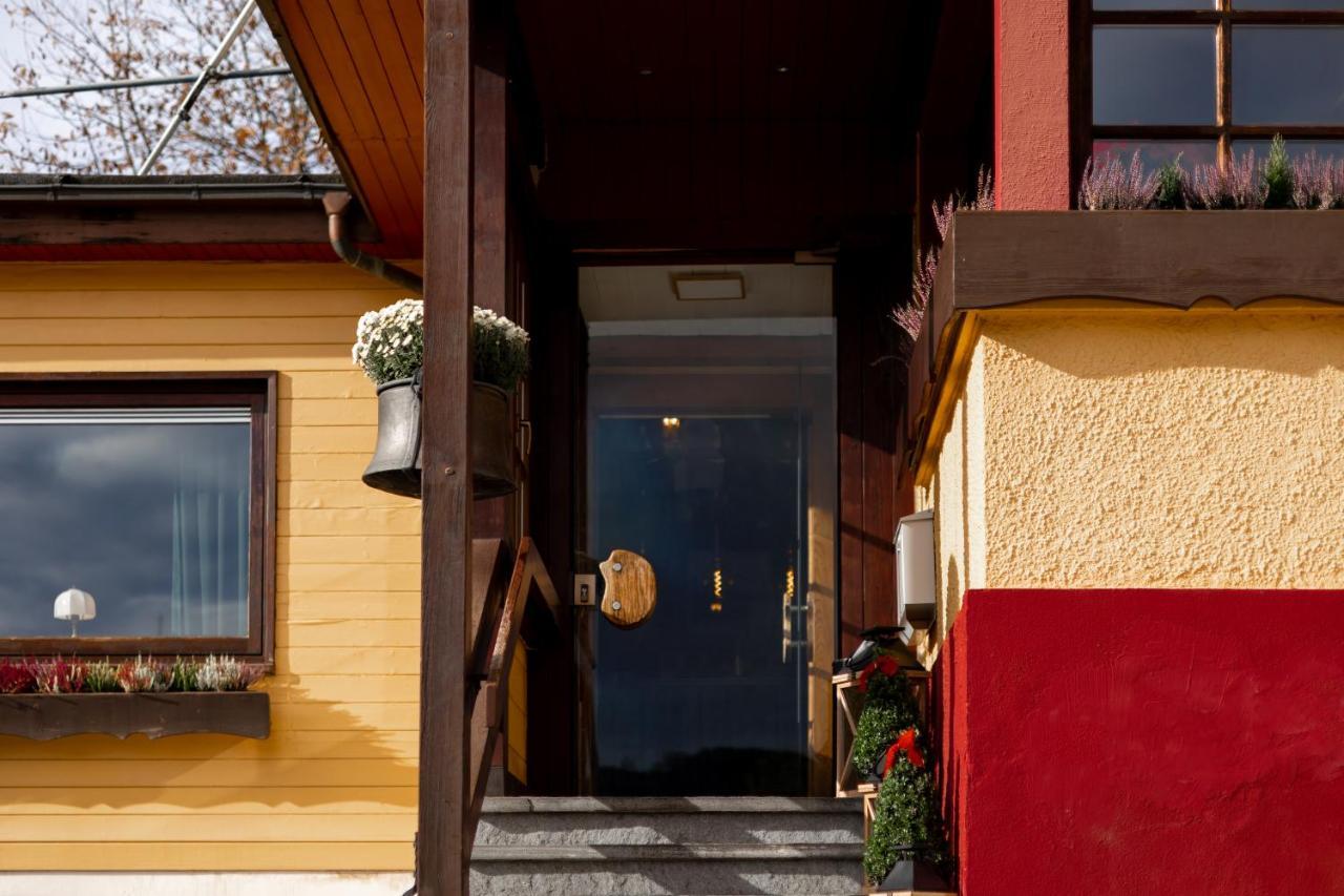 Hotel Zum See, *