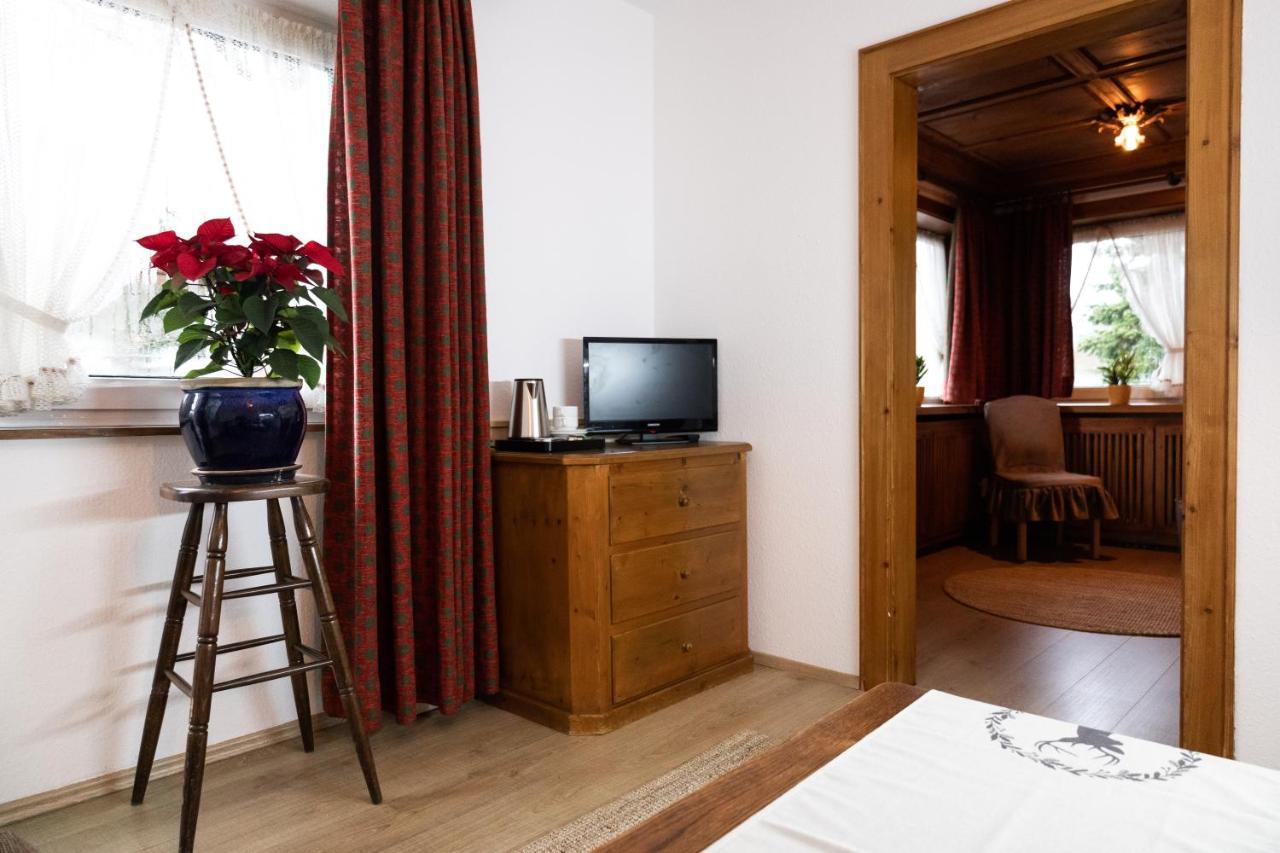 Hotel Zum See, *