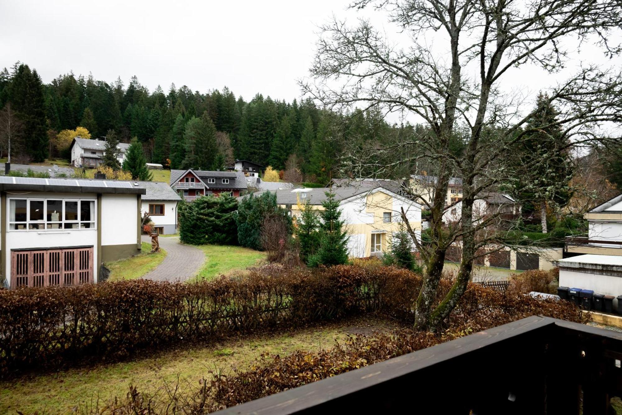 Zum See, Hotel *