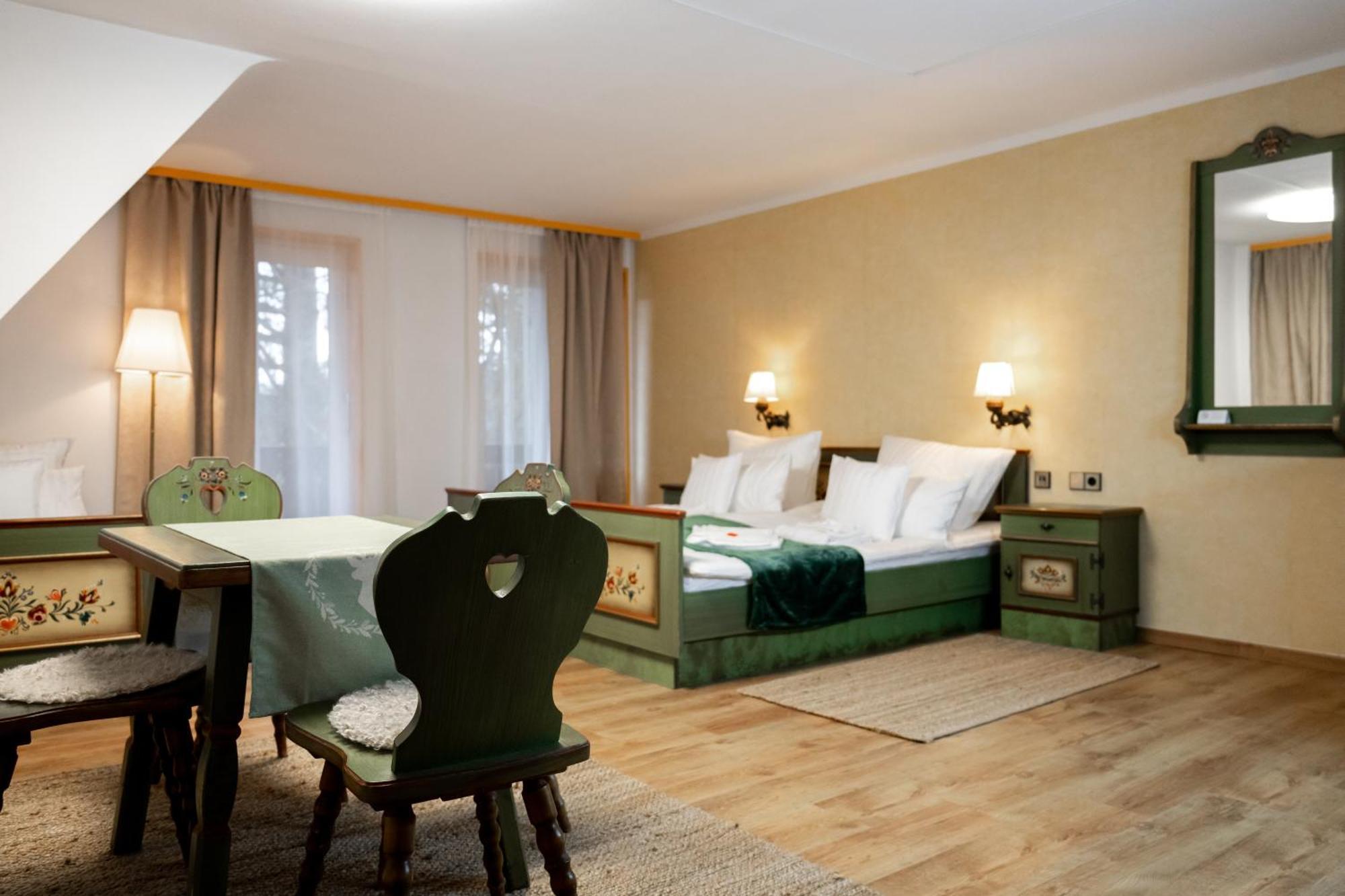 Hotel Zum See,